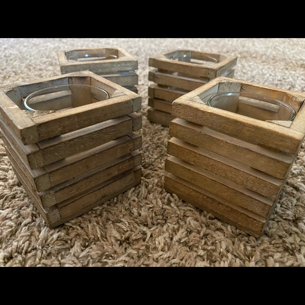 Set of 4 wooden square votives